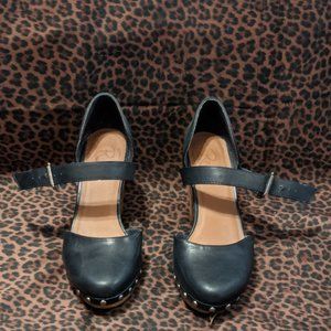 Navy Closed Toe Ankle Strap Clogs